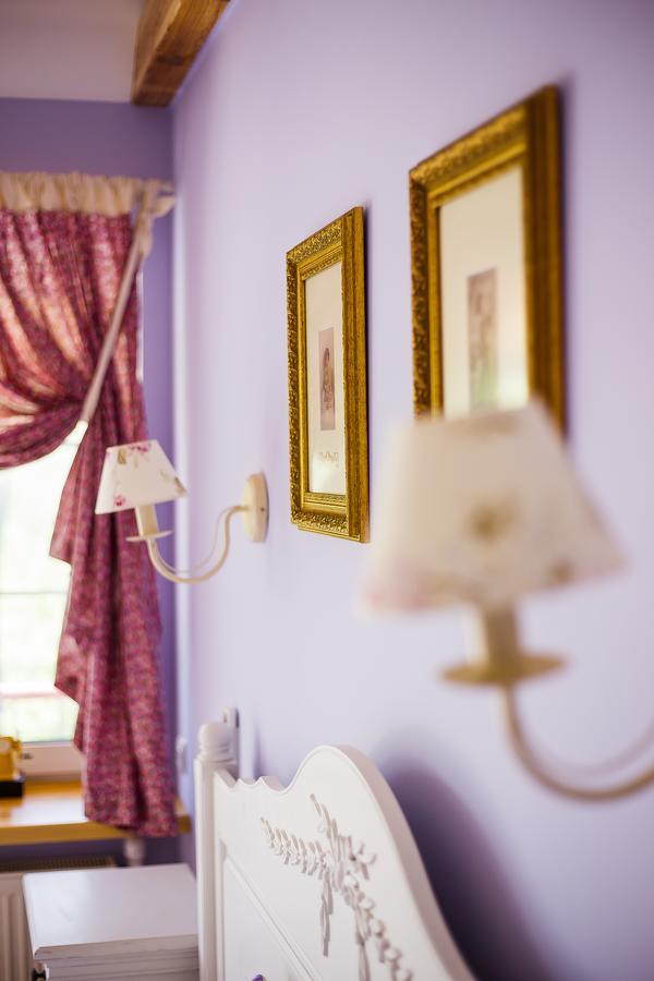 Hotel Гриль Станція Bila Zerkwa Zimmer foto